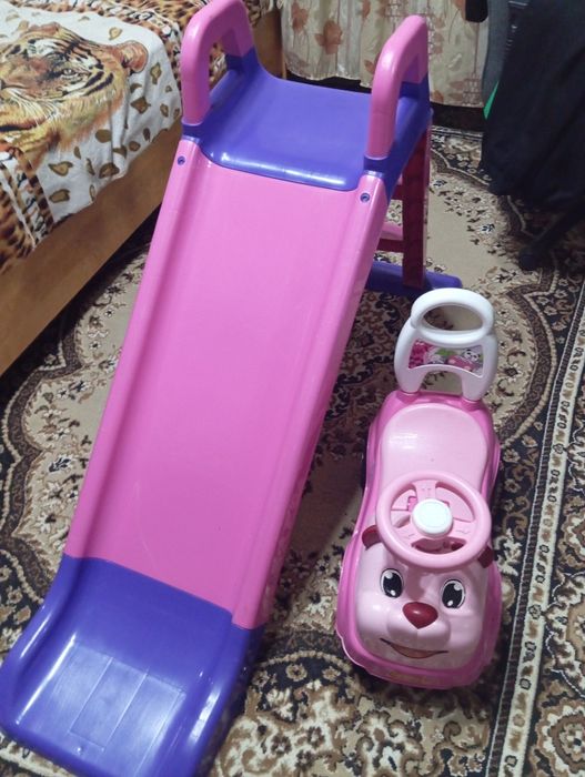 Горка детская и толокар