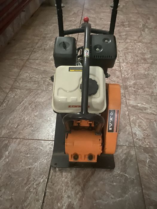 Виброплита вибратор для грунта