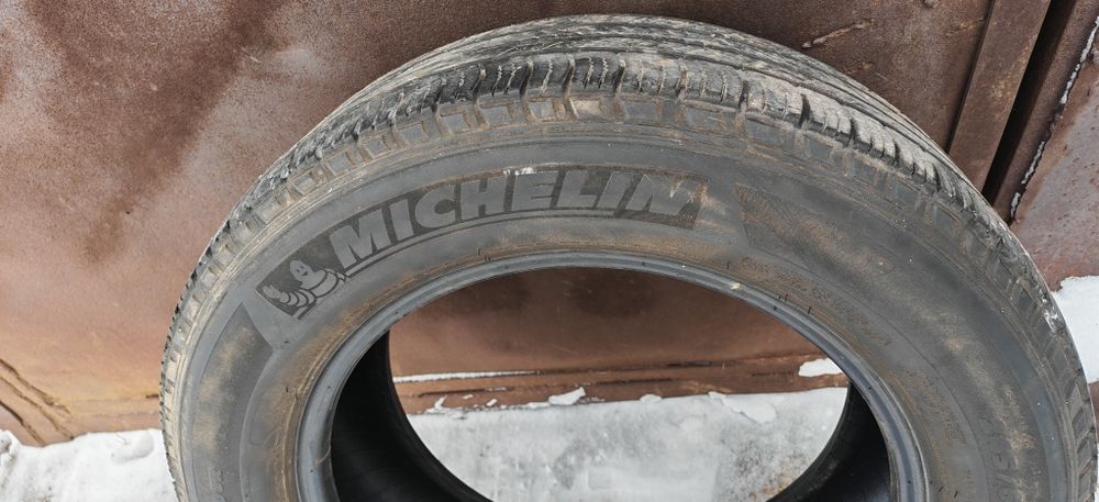 Продам шины, комплект, четыре штуки