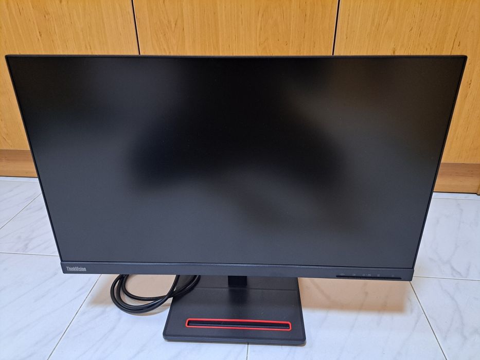 Lenovo минитор 24 '