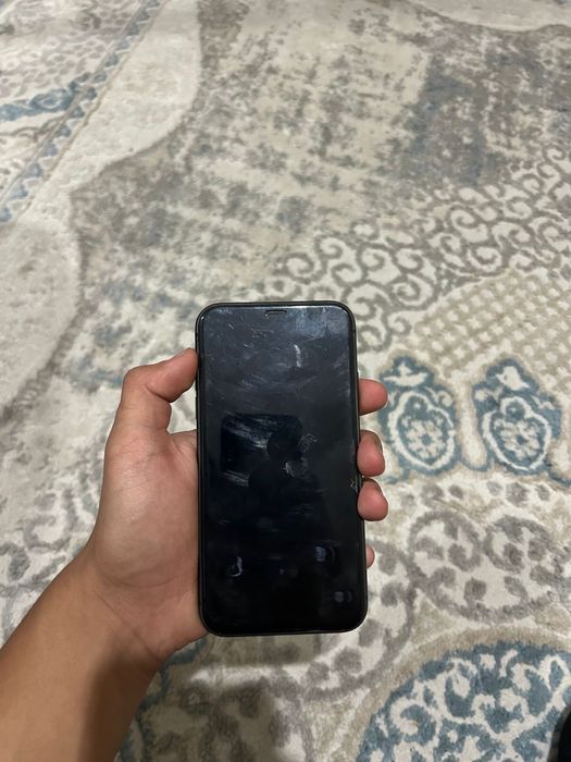 Iphone 11 в хорошем состоянии