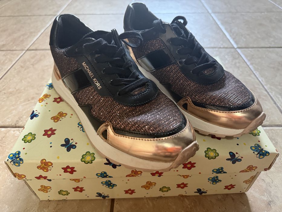 Adidasi Michael Kors marimea 36