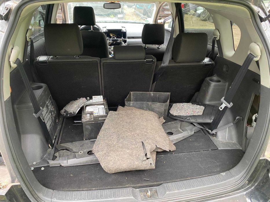 Toyota corolla verso 2.2 на части тойота корола версо