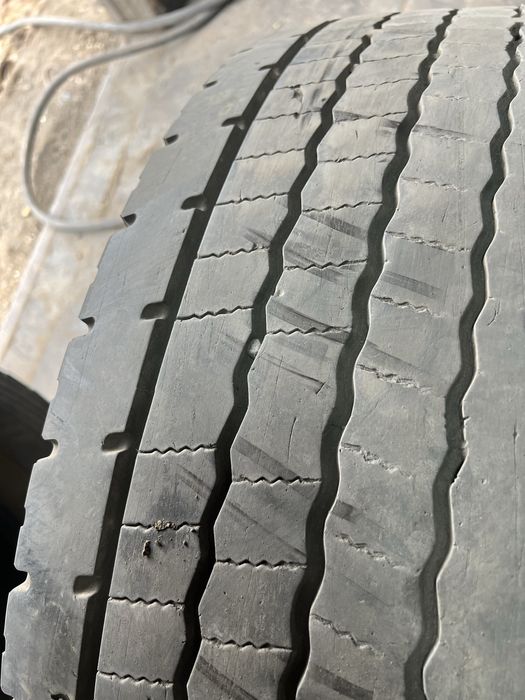 Продам 295/60 R22.5