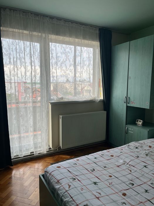 Vând apartament 4 camere Lugoj