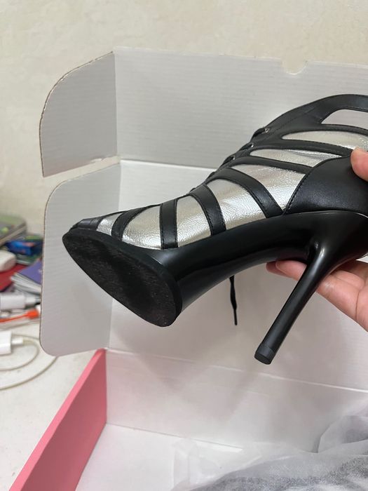 Туфли High heels 11 см