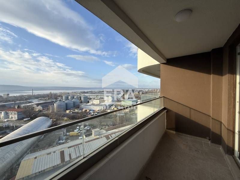 Продава се Двустаен апартамент в Варна, Трошево - 78 кв.м за 1170 €/кв.м - Снимка #2