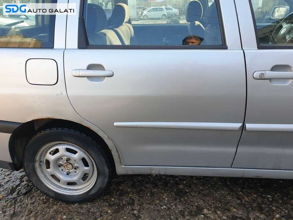 Usa Usi Portiera Portiere Dreapta Spate Dezechipata VW Polo 6N Break Combi 1996 - 2002 Culoare LS7N