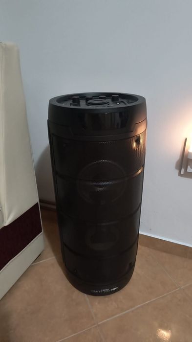 Vând boxa bluetooth