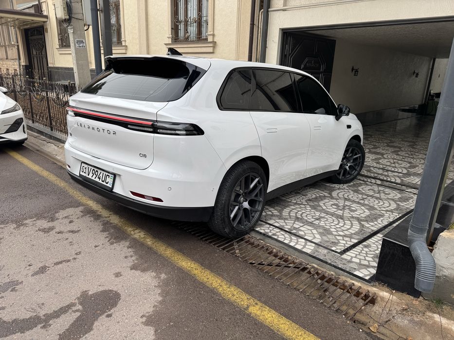 leapmotor c-10 full pozition