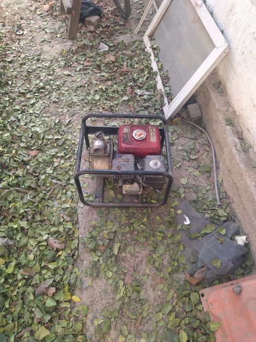 Мотопомпа бензиновая