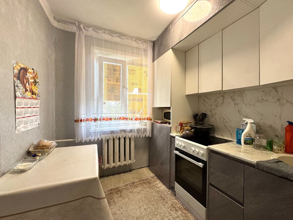 Продам 3 ком кв по улице Кеншелер