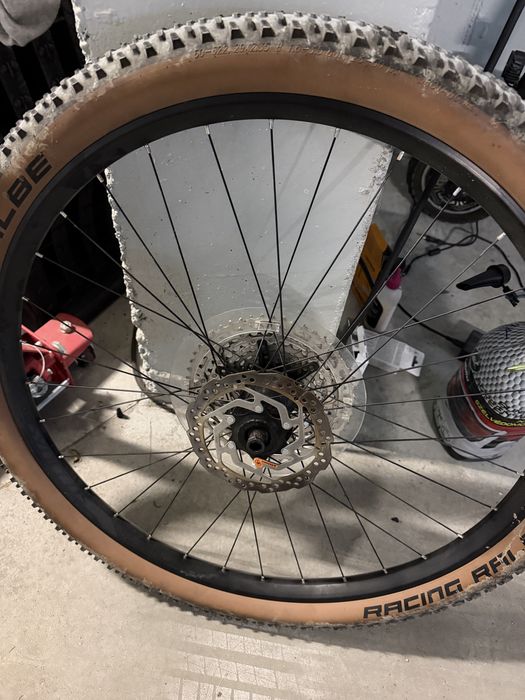 Roti syncris x-30SE 30mm tubeless ready