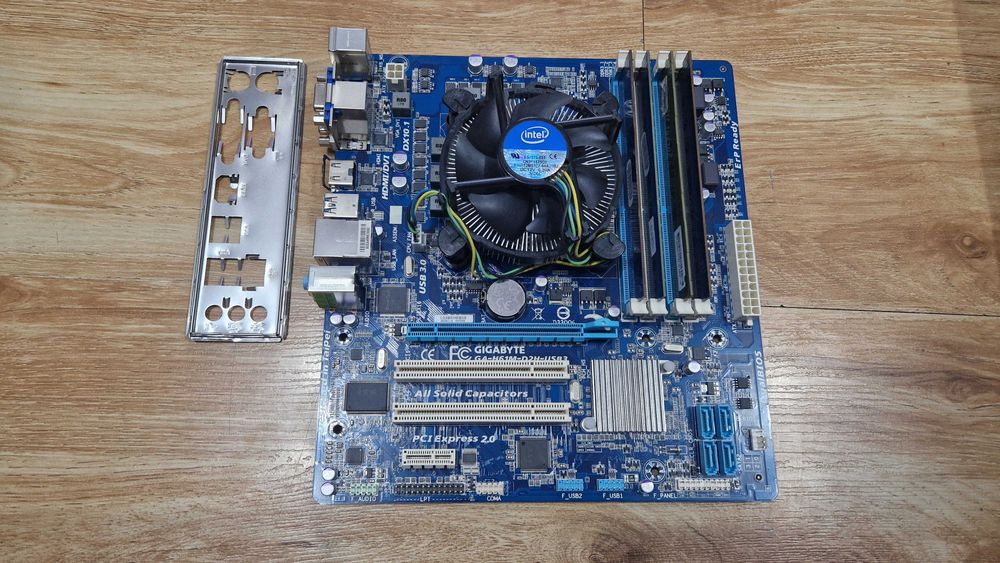 KIT 1155 i5-2500K+Placa Gigabyte+16GB RAM+Cooler+Shield !! CA NOU !! la 200lei