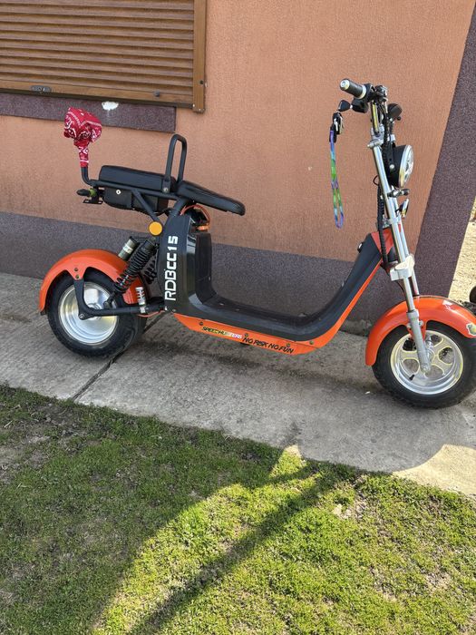 Vând Scuter Electric  RDB CC15, 2000W fără permis, 25km/h