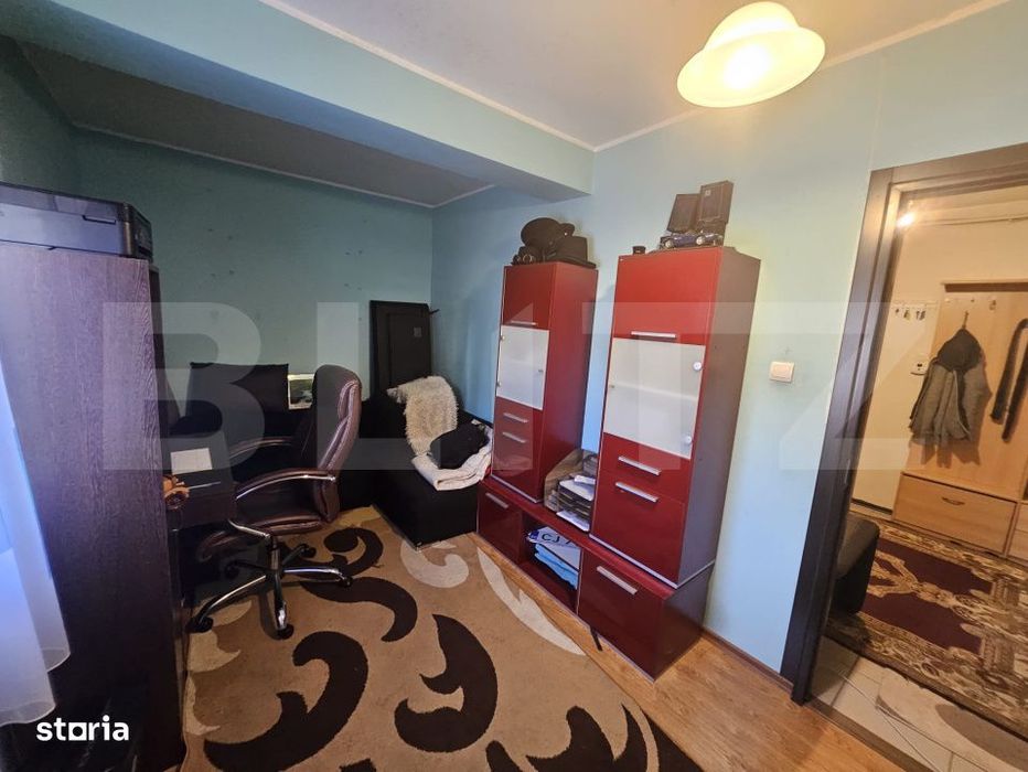 Apartament semidecomandat cu 4 camere, zona Stejarului