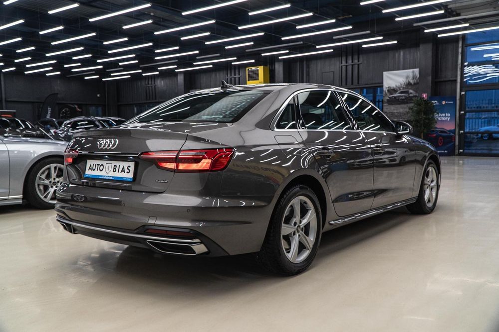 AUDI A4 2022 — imagine 5