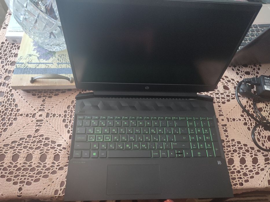 Продам ноутбук,обмен не предлагать