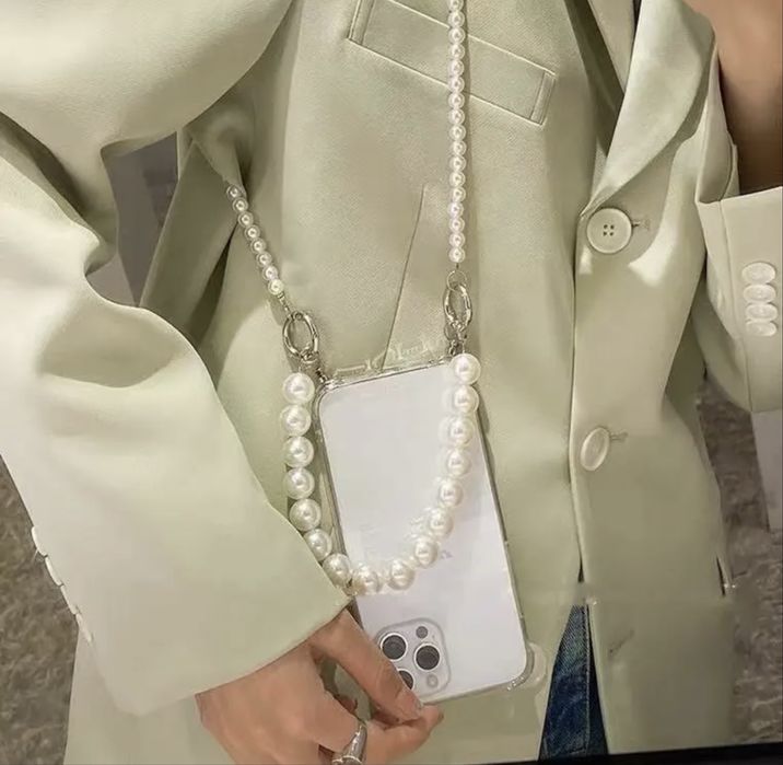 Продам чехлы на айфон