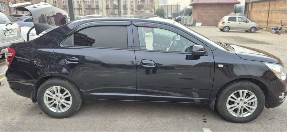 Kobalt 2023 4 pozitsiya sentyabrda salondan olingan bir qol