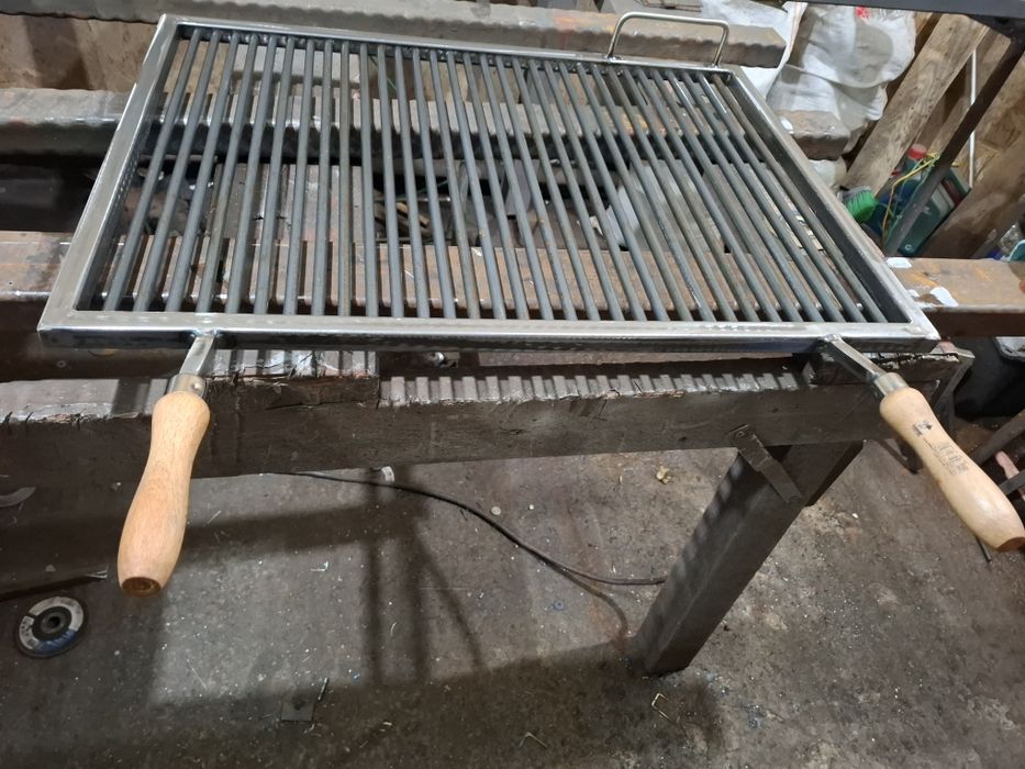 Meseriaș   Sudor  Argon  inox   reparații modificari  execuție