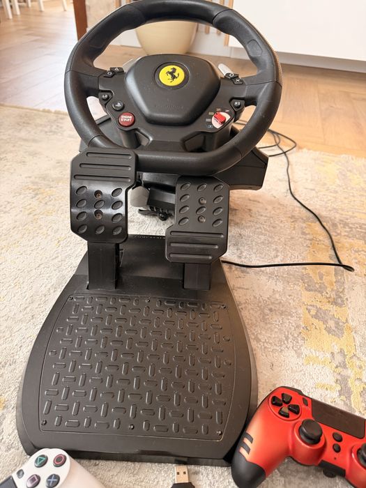 PlayStation 4 thrustmaster t80