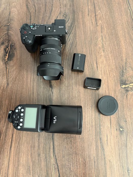 Фотокамера sony 6700