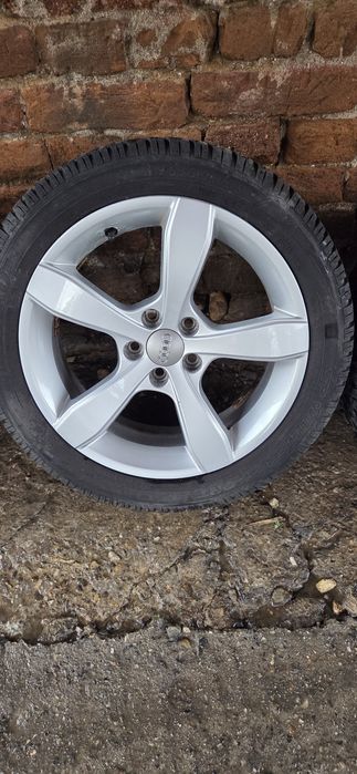 AUDI A1 оригинални джанти със зимни гуми 195/50/16 6J×16 ET30 5×100