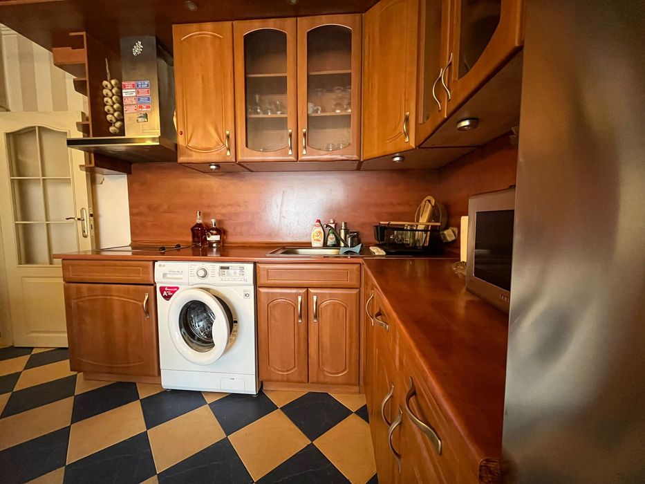 Дава се под наем Тристаен апартамент в София, Надежда 2 - 75 кв.м за 663 € - Снимка #3