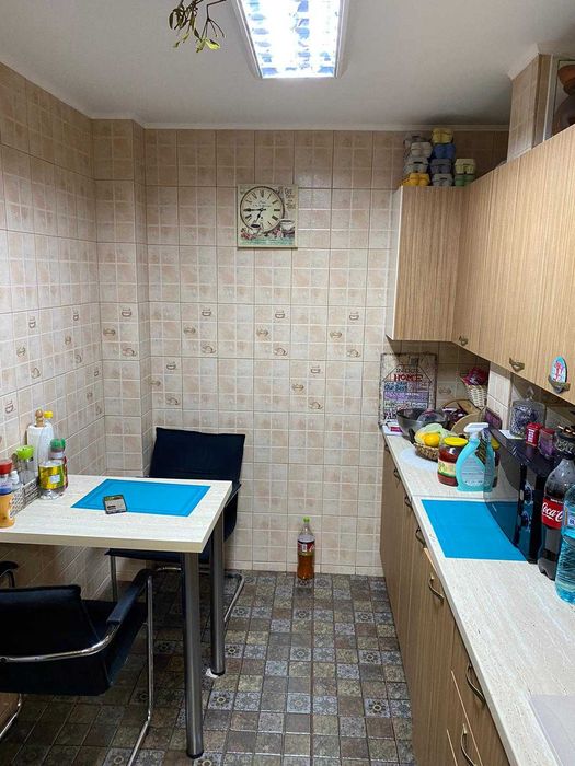 Garsonieră decomandată de inchiriat – 32 mp utili, etajul 7 / 10 Lacul Tei