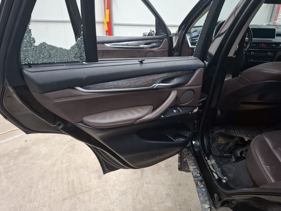 Interior BMW X5 F15 2015