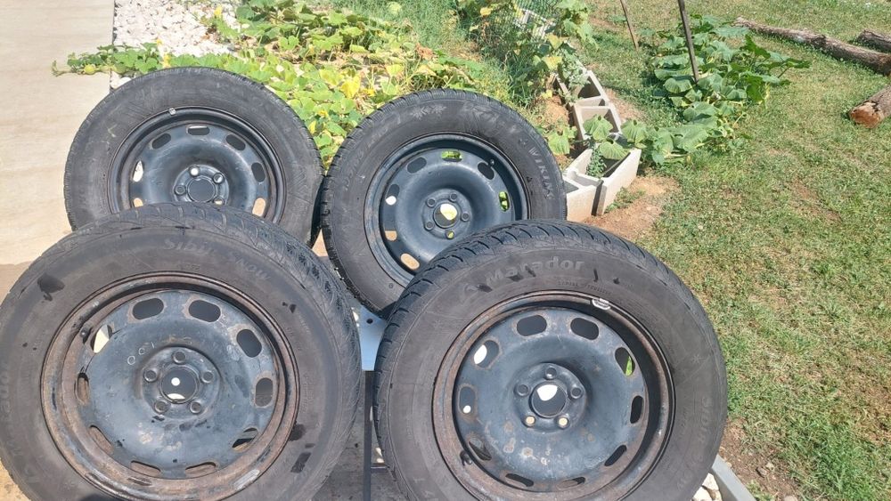 Vand jante 5x100 SKODA,VW,AUDI (cauciucuri iarna)