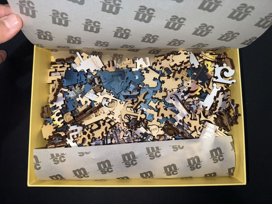 Фирменный деревянный пазл MSC (эксклюзивный подарок, новый)