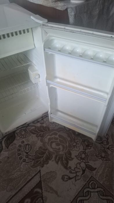 Продаю холодильник