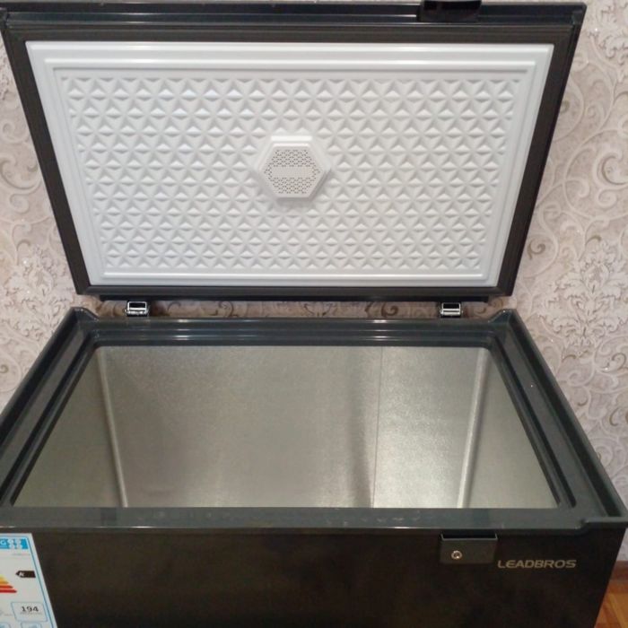 Продам морозильную камеру