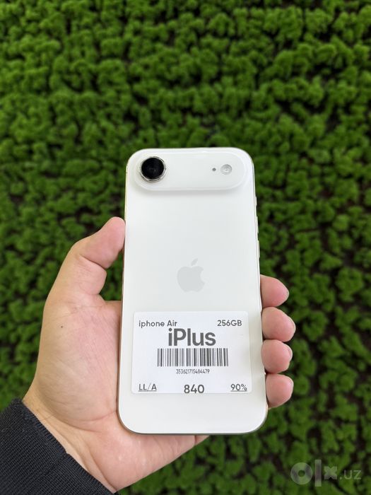 iPhone Air Gold