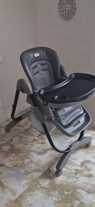 Продам стульчик детский