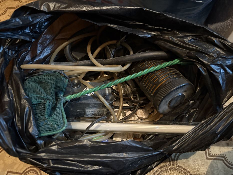 Продам аквариум , со всеми принадлежностиями