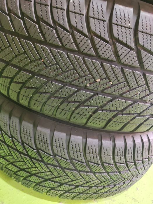 4 бр зимни 225/60/17 Bridgestone Дот 2023г