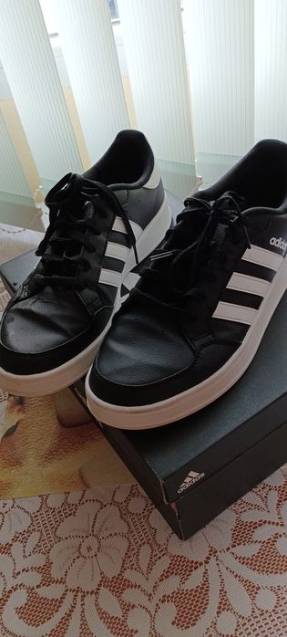 Маратонки ADIDAS
