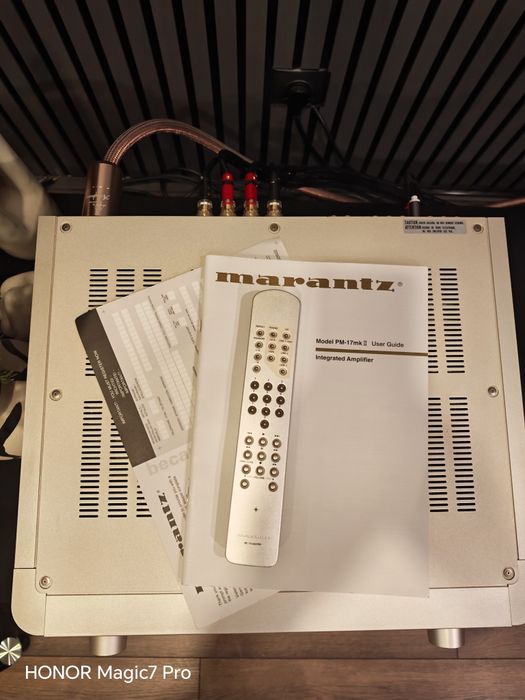 Amplificator Marantz PM17 MK II șampanie impecabil .