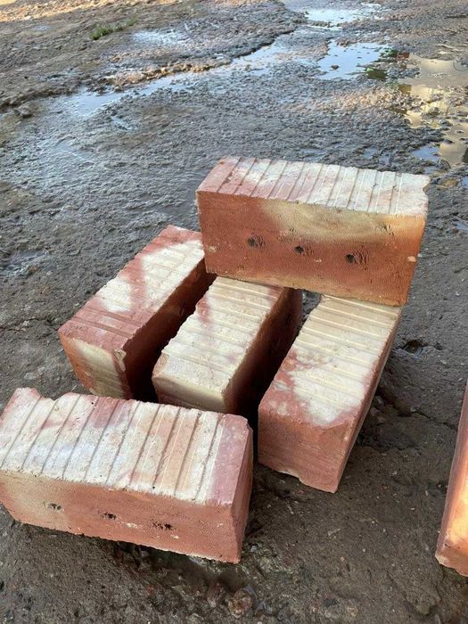 Продажа красного кирпича
