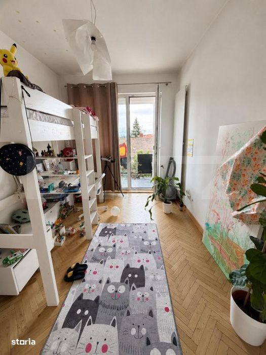 Apartament 2 camere, 49 mp, balcon, zona Semicentral