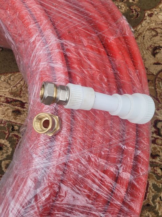 Продам пластиковые трубы с муфты