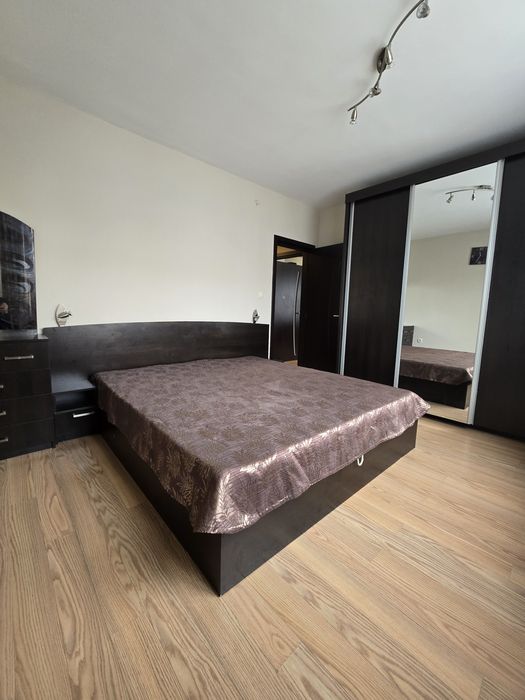 Дава се под наем Тристаен апартамент в София, Гоце Делчев - 115 кв.м за 997.05 € - Снимка #3