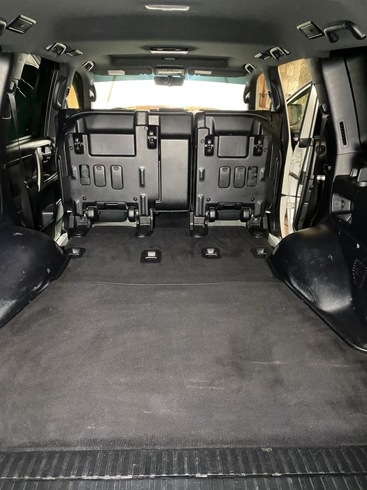 Проффесиональная химчистка авто