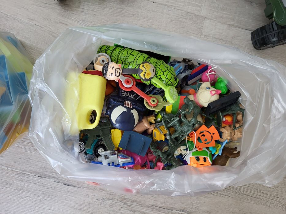 Игрушки для мальчика