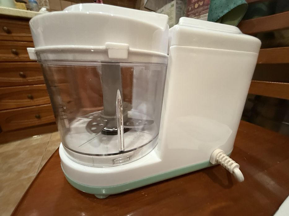 Продам пароварку блендер Baby go