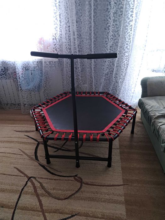 Продаю фитнес батут