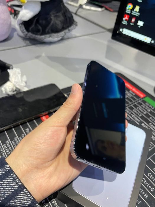 Iphone 13 pro max 83% yomkst